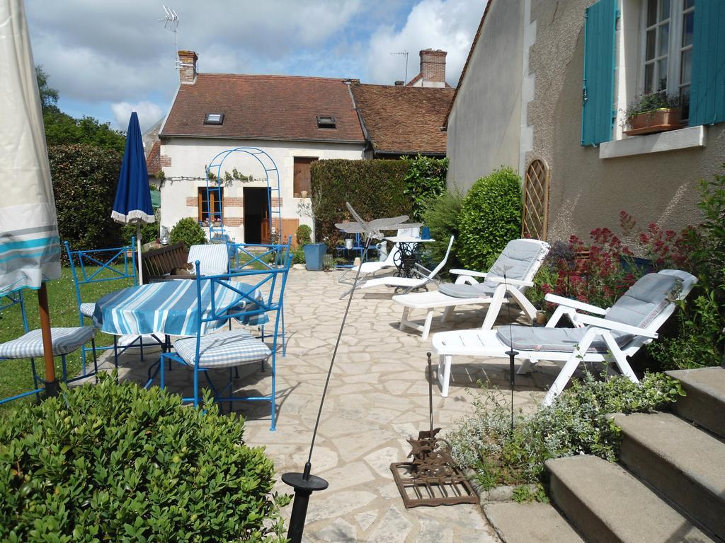 La Maison Bleue Hotel Arquian Buitenkant foto