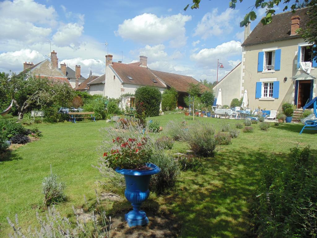 La Maison Bleue Hotel Arquian Buitenkant foto